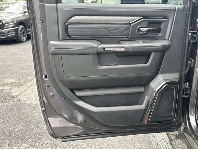 New 2026 RAM 3500 Limited AWD/4WD image 22