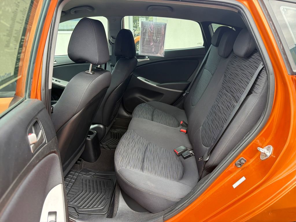 Used 2017 Hyundai Accent SE FWD image 16
