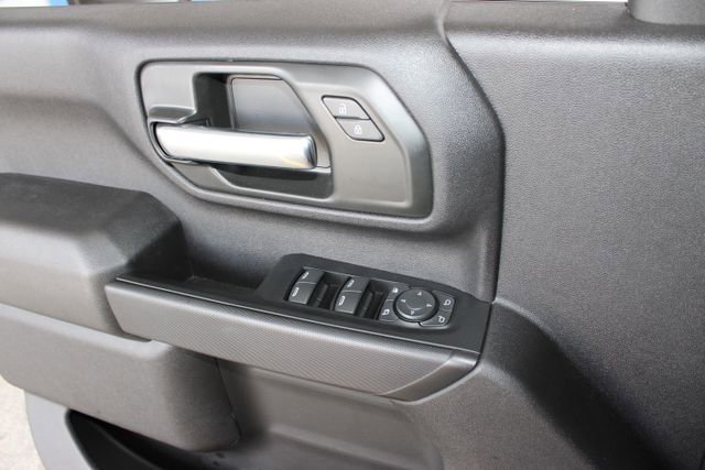 Used 2025 Chevrolet Silverado 2500 W/T w/ WT/CX Safety Package AWD/4WD image 24