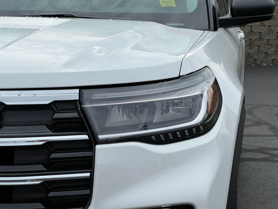 Used 2026 Ford Explorer Active w/ Active Comfort Package image 38