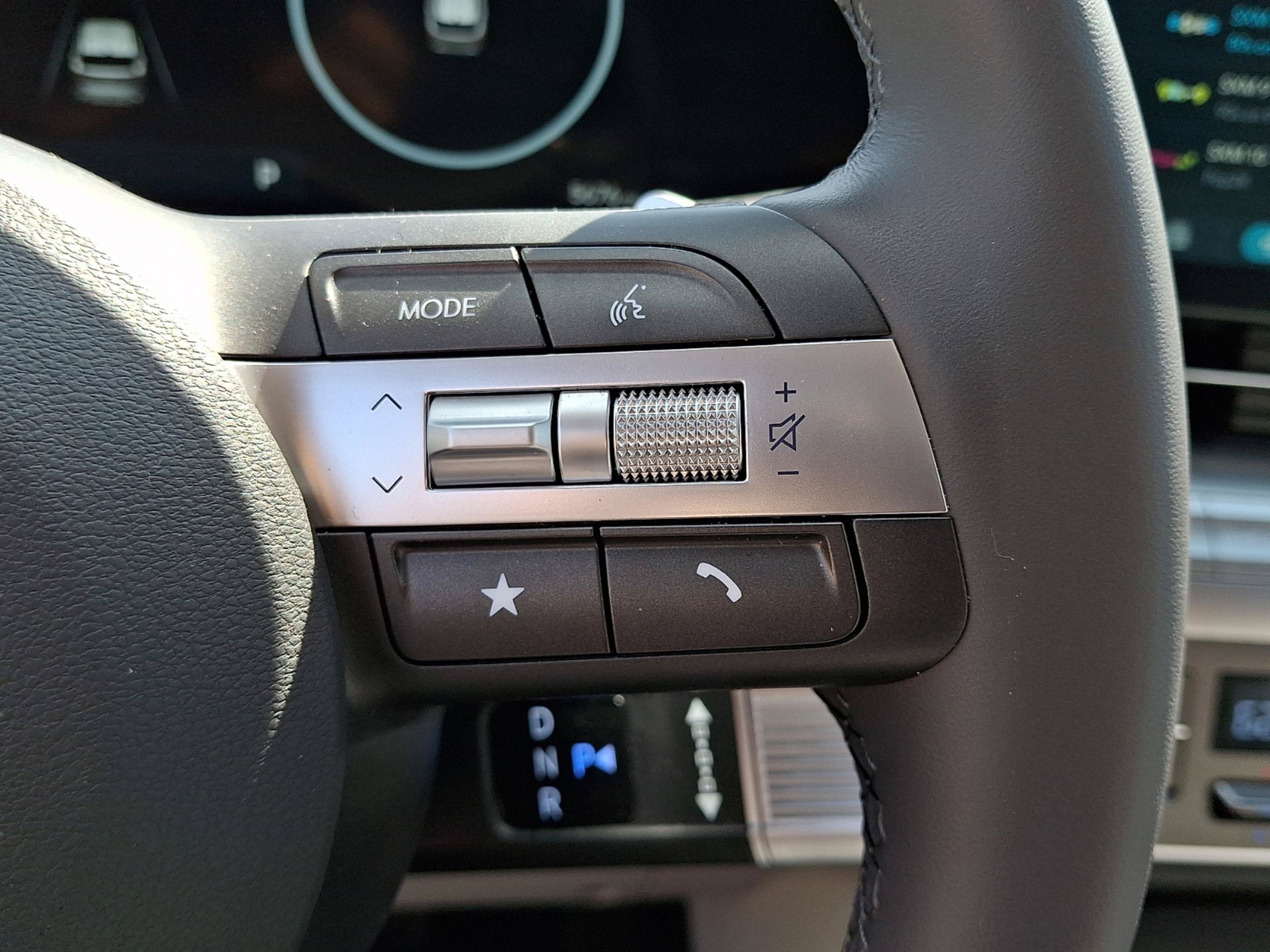 Used 2026 Hyundai Kona SEL Premium AWD/4WD image 17
