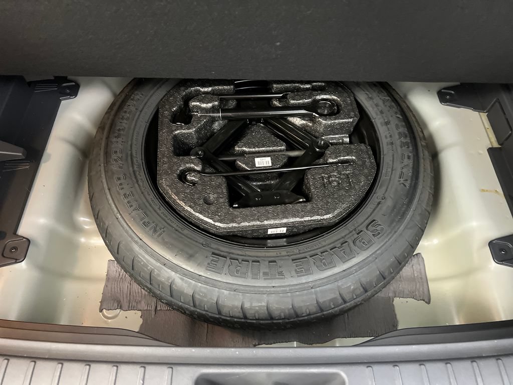 Used 2025 Hyundai Kona SEL FWD image 39