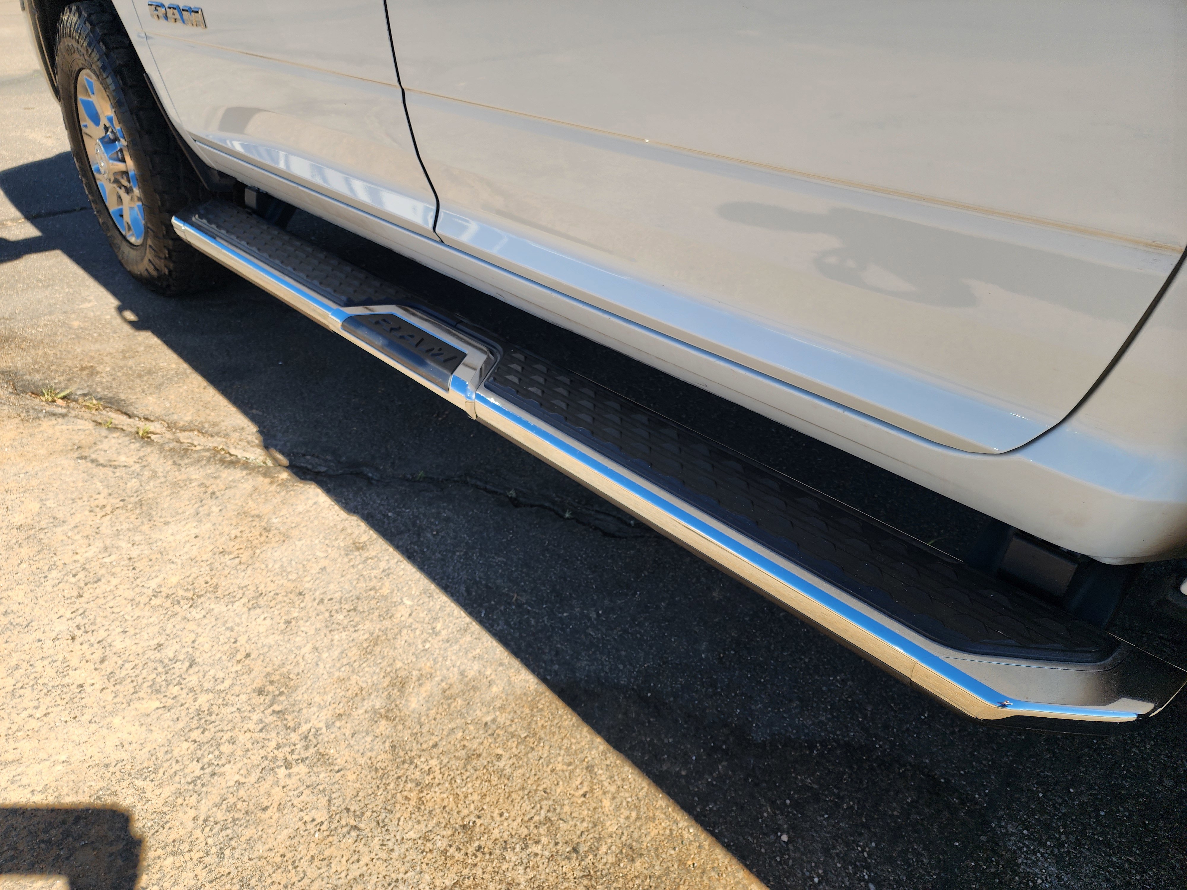 Used 2024 RAM 2500 Big Horn image 9