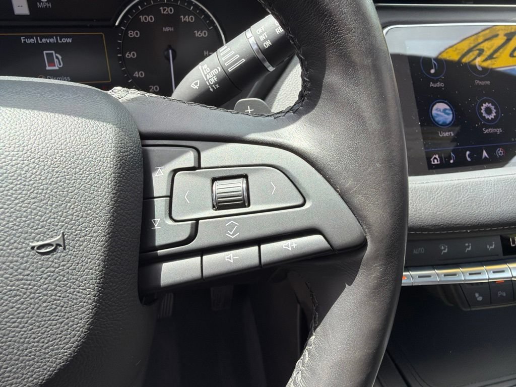 Used 2019 Cadillac XT4 Premium Luxury w/ Cold Weather Package AWD/4WD image 18