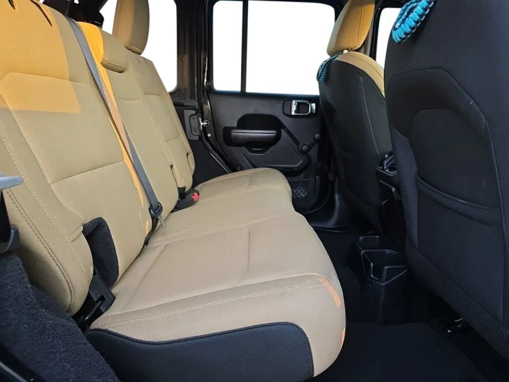 Used 2018 Jeep Wrangler Unlimited Sport AWD/4WD image 14