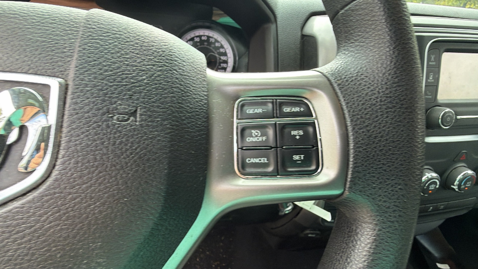 Used 2024 RAM 1500 Classic SLT AWD/4WD image 27