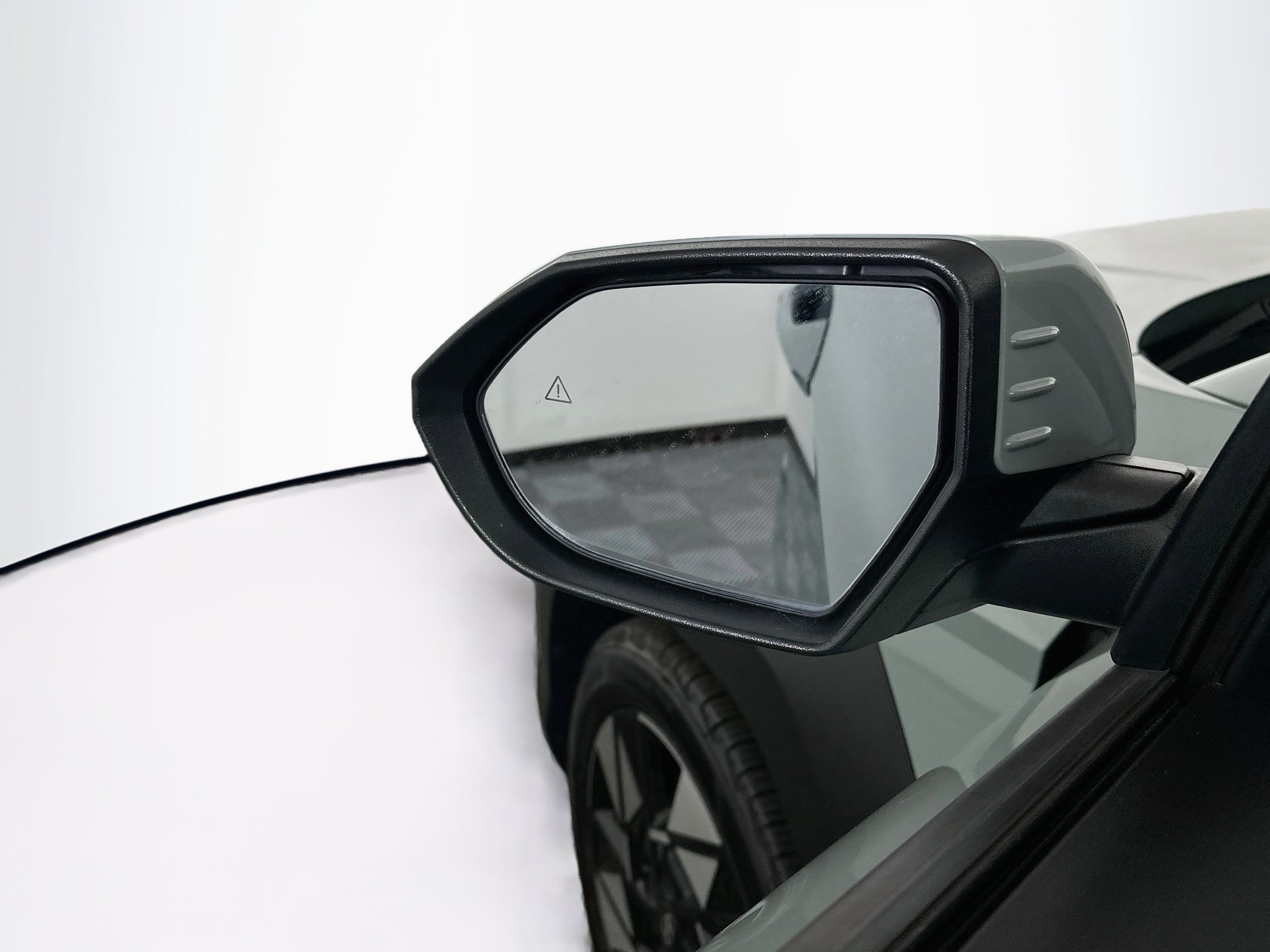 Used 2025 Hyundai Kona SEL FWD image 16