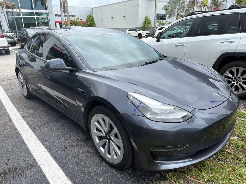 Used 2022 Tesla Model 3 Long Range AWD/4WD image 2