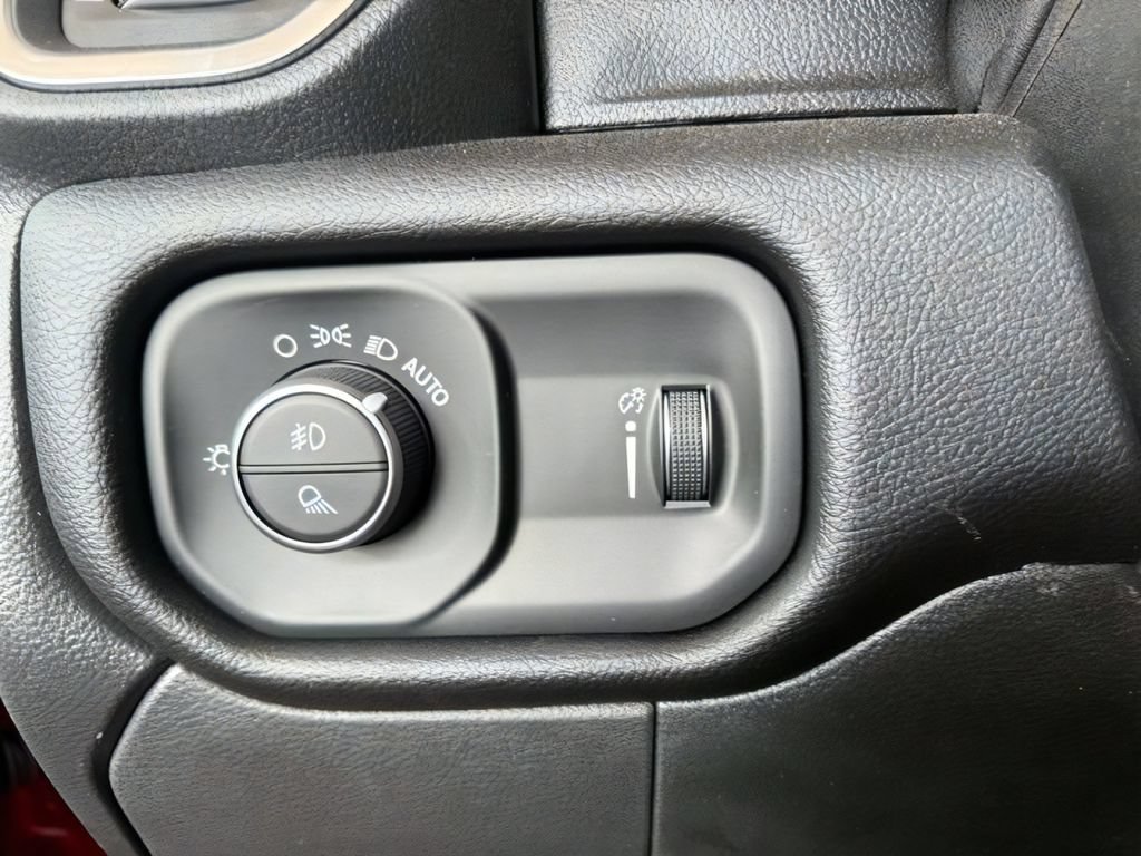 New 2026 RAM 2500 Big Horn AWD/4WD image 24