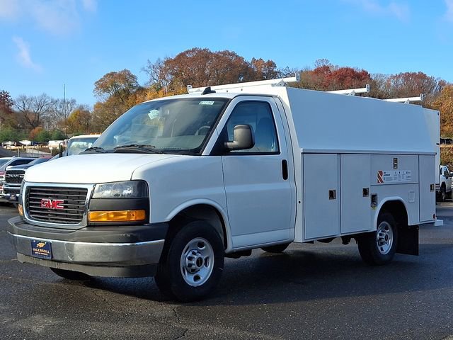 New 2025 GMC Savana 3500 w/ Power Convenience Package image 2