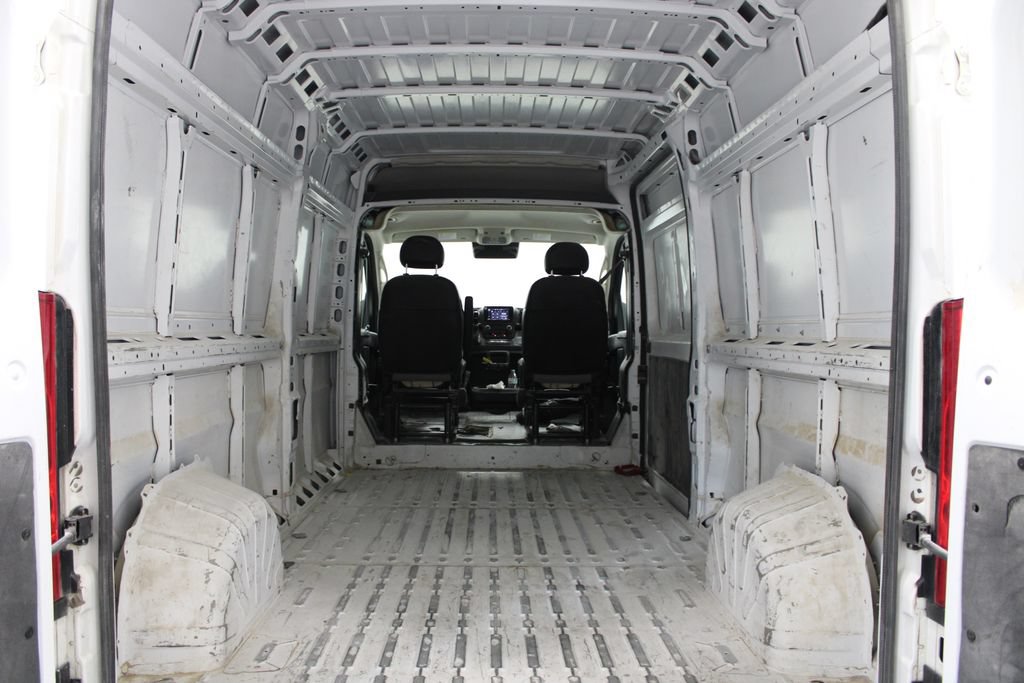 Used 2023 RAM ProMaster 2500 FWD image 13