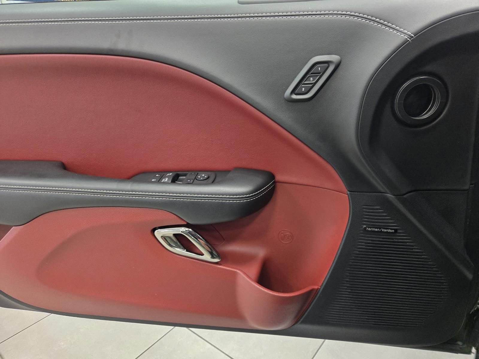 Used 2023 Dodge Challenger SRT Hellcat image 18