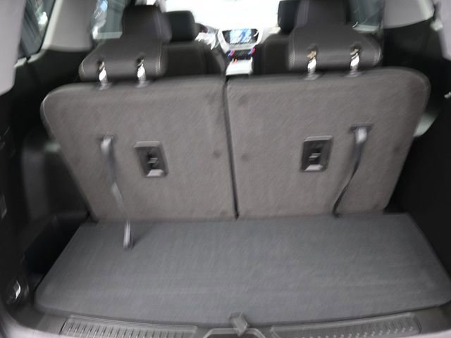 Used 2023 GMC Acadia SLE w/ Driver Convenience Package image 28