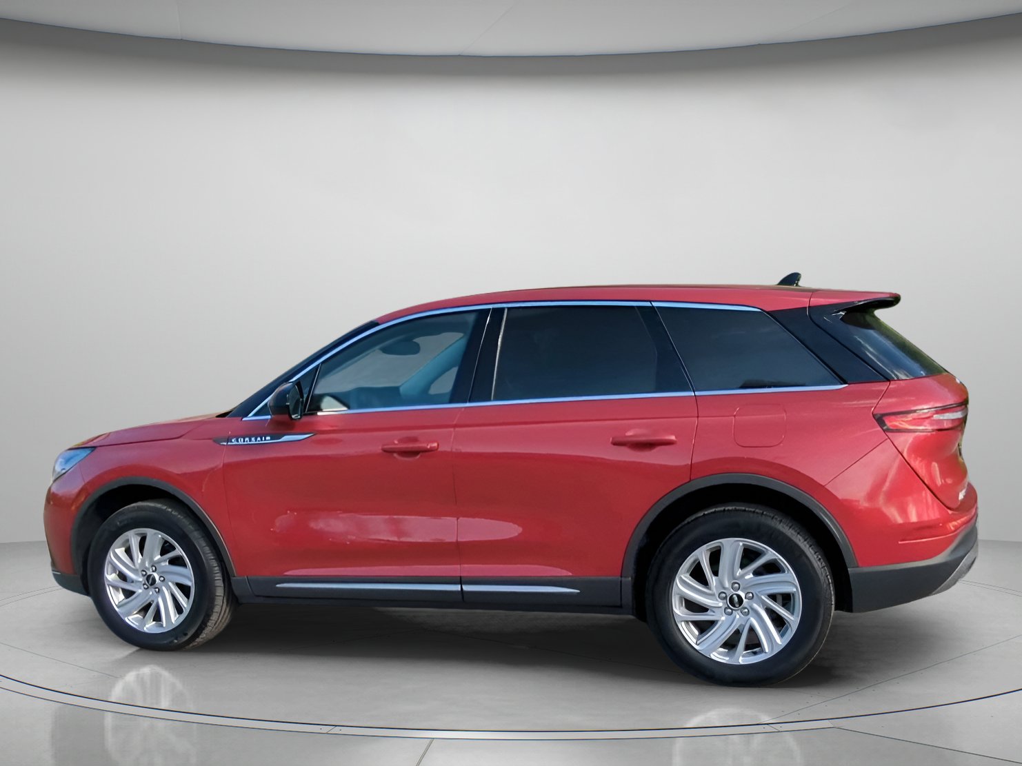 Used 2025 Lincoln Corsair FWD image 18