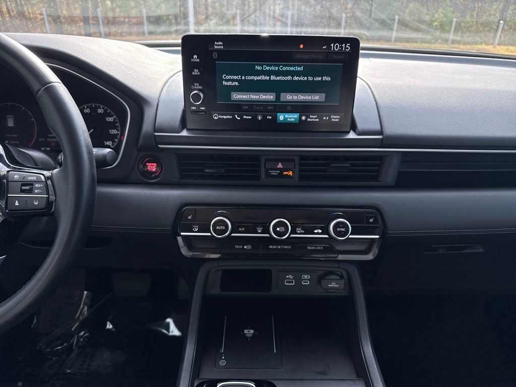 Used 2025 Honda Pilot Touring image 17