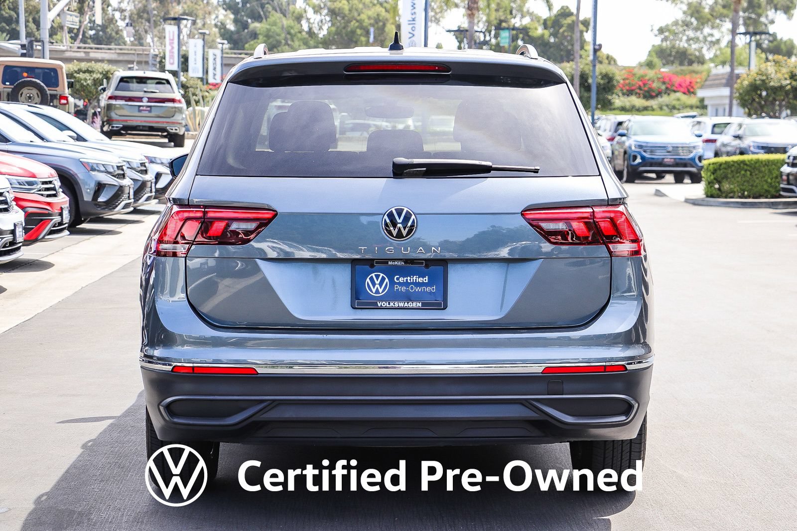 Used 2023 Volkswagen Tiguan S FWD image 8