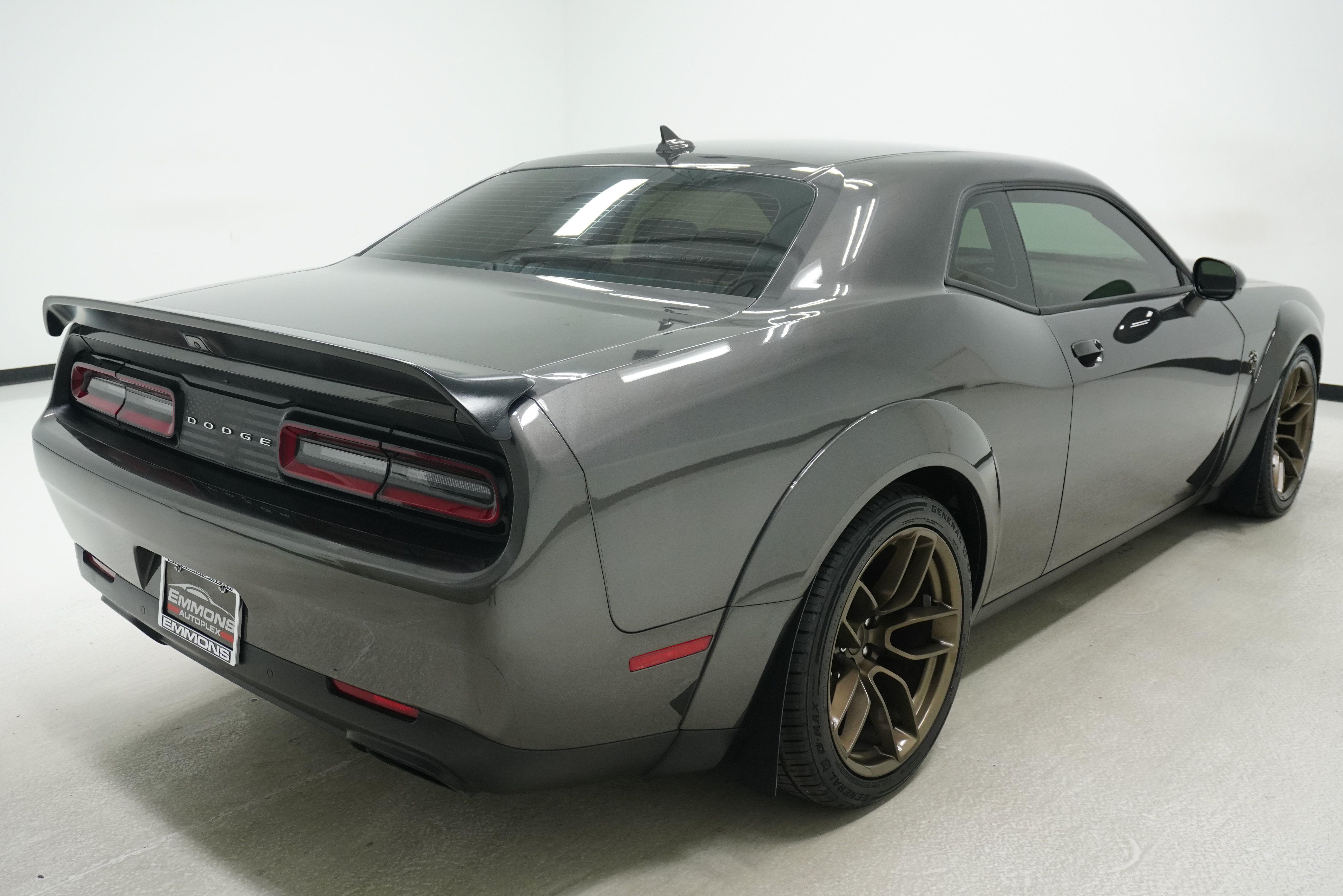 Used 2021 Dodge Challenger SRT Hellcat Redeye RWD image 4