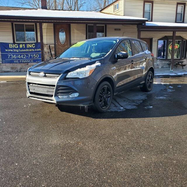 Used 2015 Ford Escape SE image 1