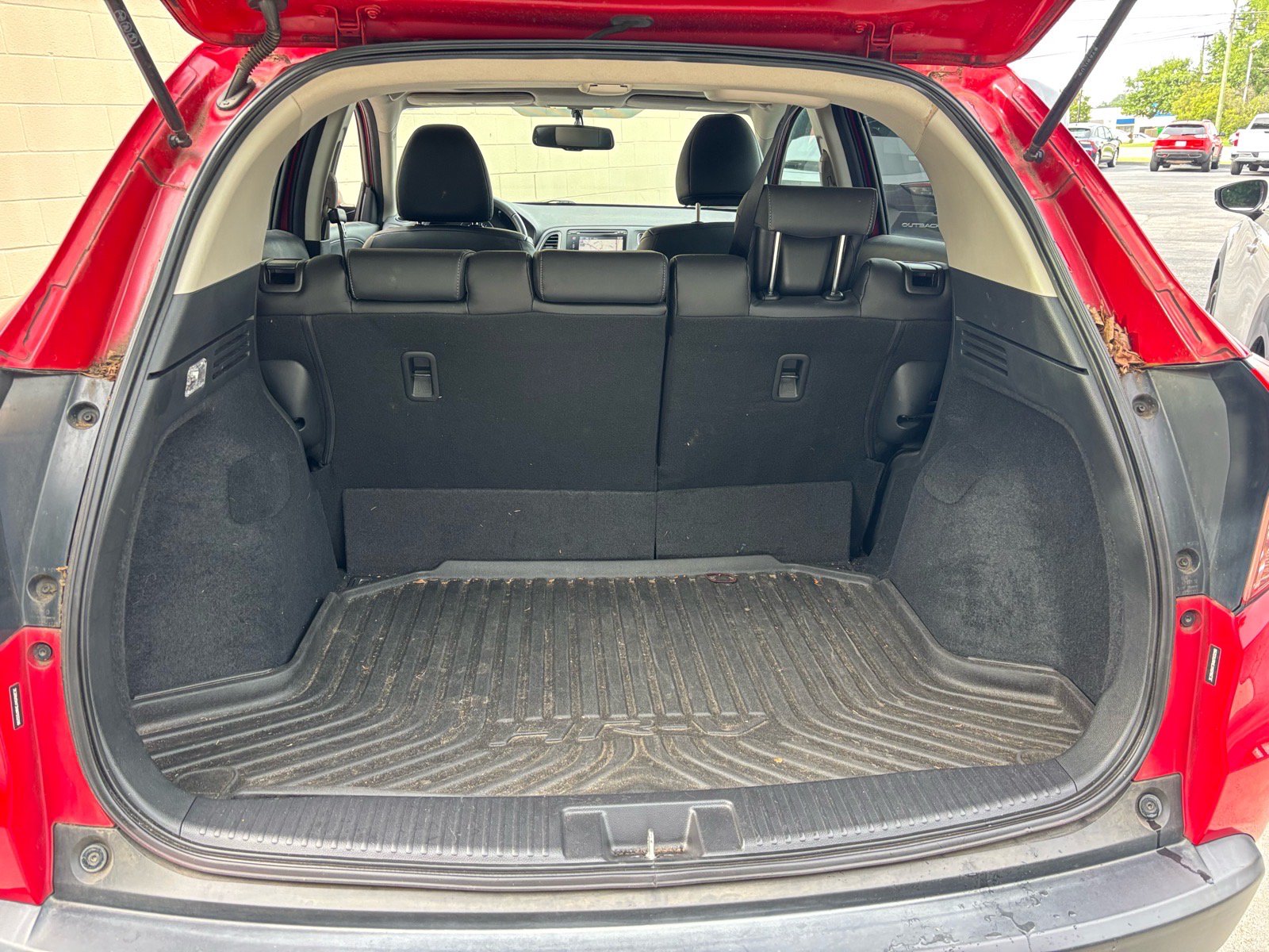 Used 2017 Honda HR-V EX-L image 17