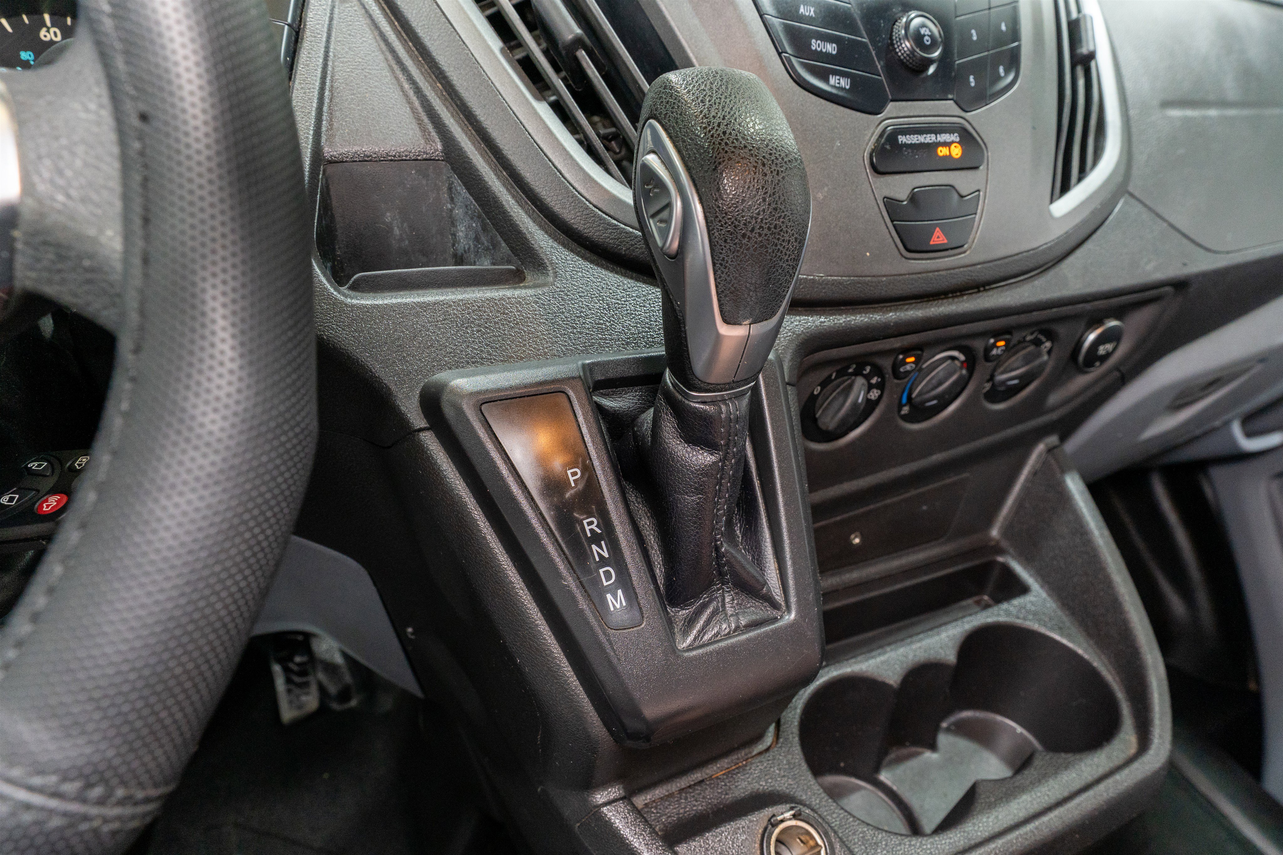 Used 2019 Ford Transit 150 130 Low Roof RWD image 21