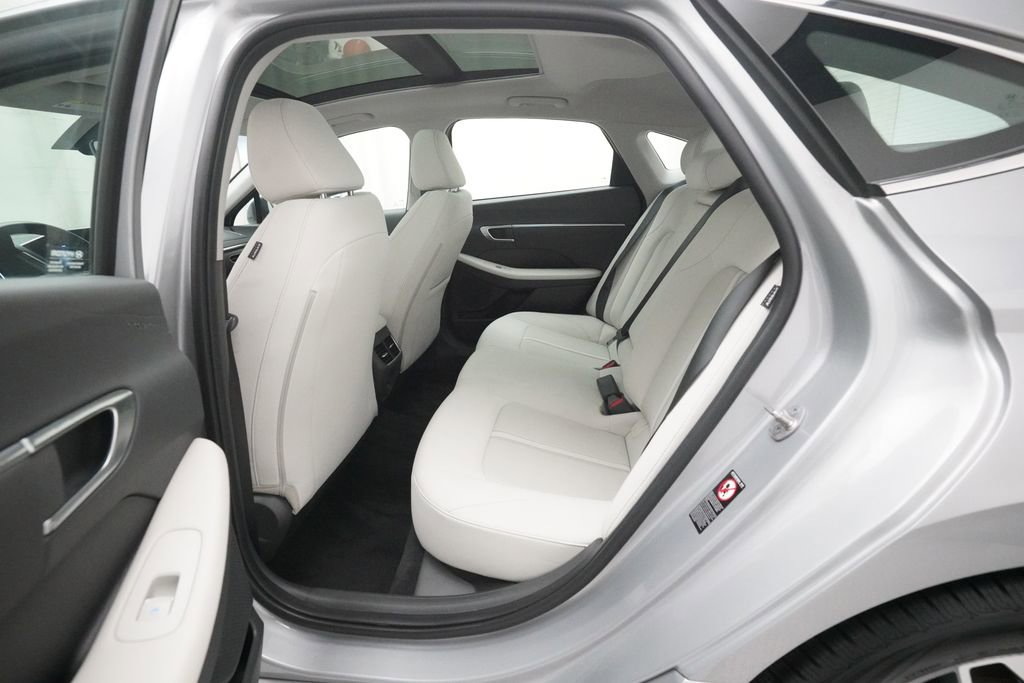 Used 2023 Hyundai Sonata SEL w/ Convenience Package image 15