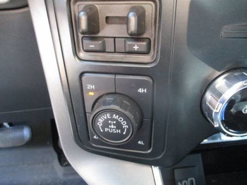 Used 2025 Ford F150 Lariat w/ Equipment Group 501A Mid image 13