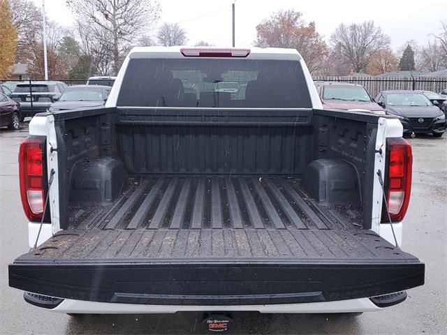 Used 2025 GMC Sierra 1500 Elevation image 10