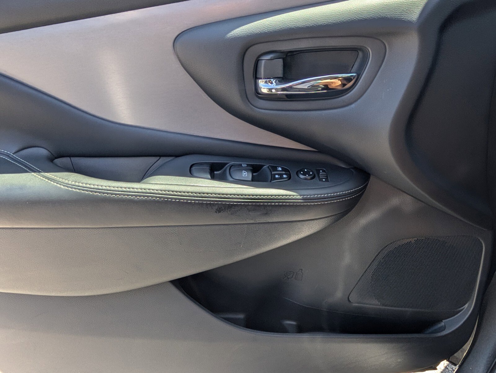 Certified 2024 Nissan Murano SV image 33