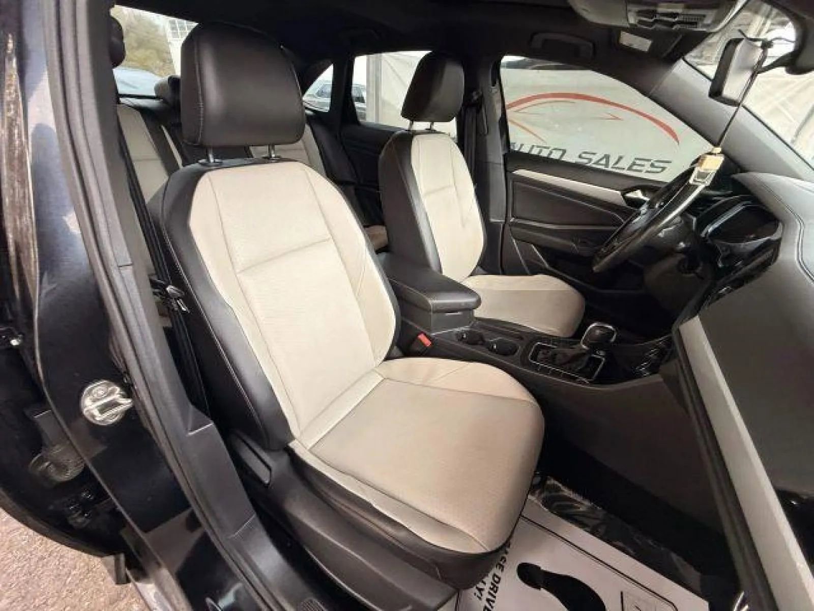 Used 2019 Volkswagen Jetta R-Line image 24