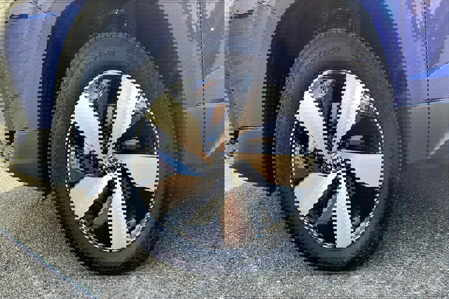 Certified 2024 Volkswagen Taos S image 8