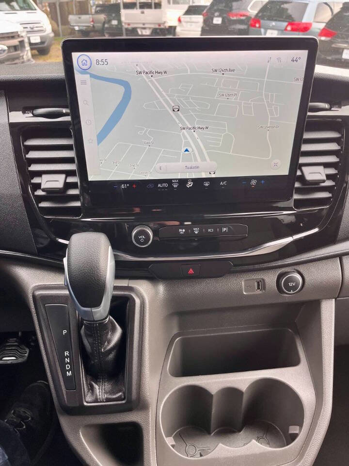 Used 2023 Ford Transit 350 XLT image 10