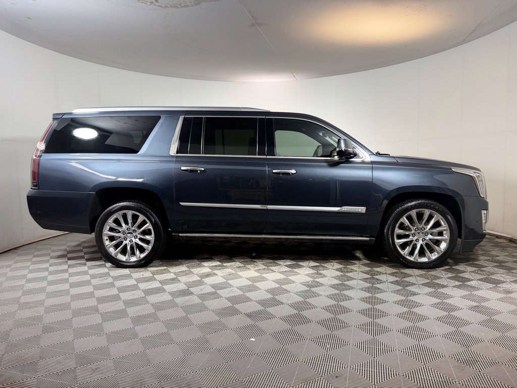 Used 2019 Cadillac Escalade ESV Platinum image 7