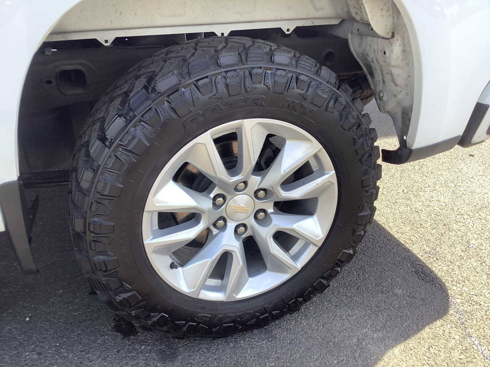 Used 2022 Chevrolet Silverado 1500 Custom image 7