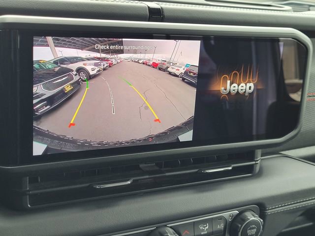 Certified 2025 Jeep Wrangler Unlimited Rubicon image 10