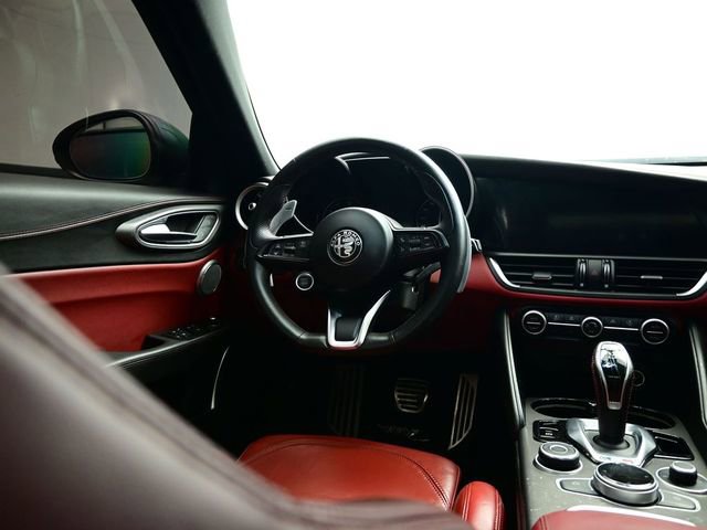 Used 2021 Alfa Romeo Giulia Ti Sport image 8
