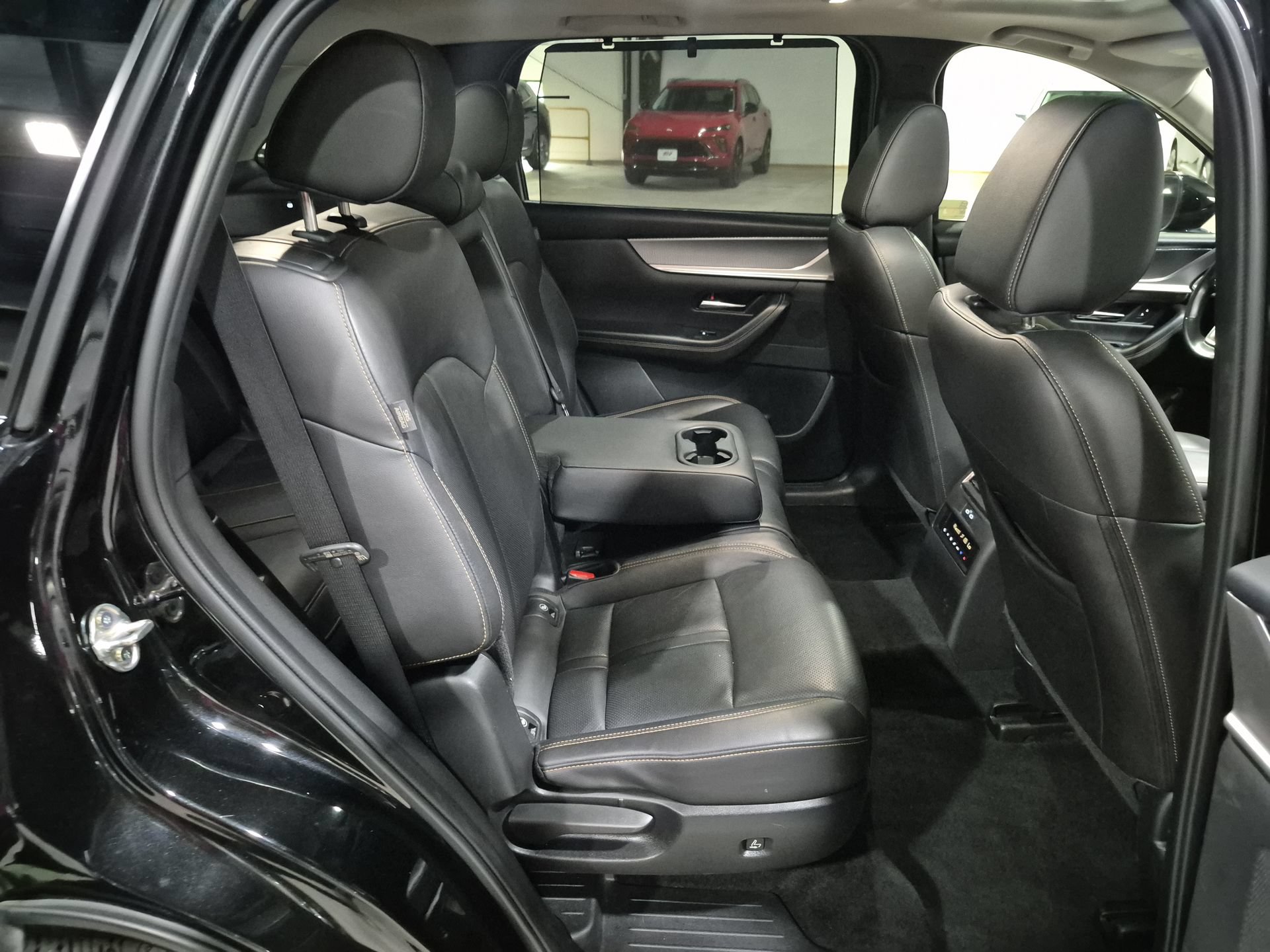 Used 2025 MAZDA CX-90 3.3 Turbo w/ Preferred Package AWD/4WD image 28