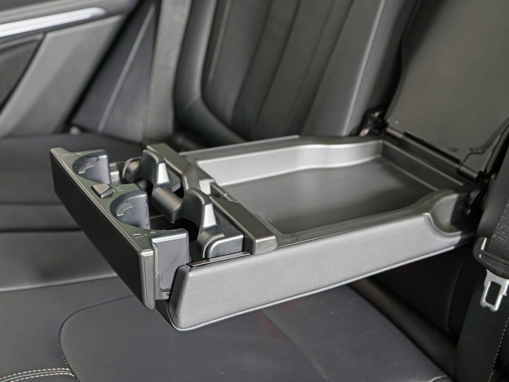 Used 2022 BMW X5 xDrive45e w/ M Sport Package image 33