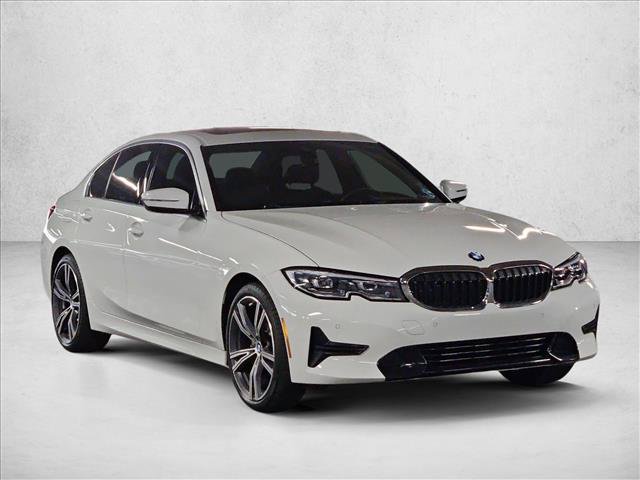Used 2022 BMW 330i Sedan w/ Driving Assistance Package RWD image 3