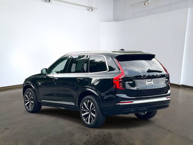 Used 2025 Volvo XC90 B5 Core AWD/4WD image 6