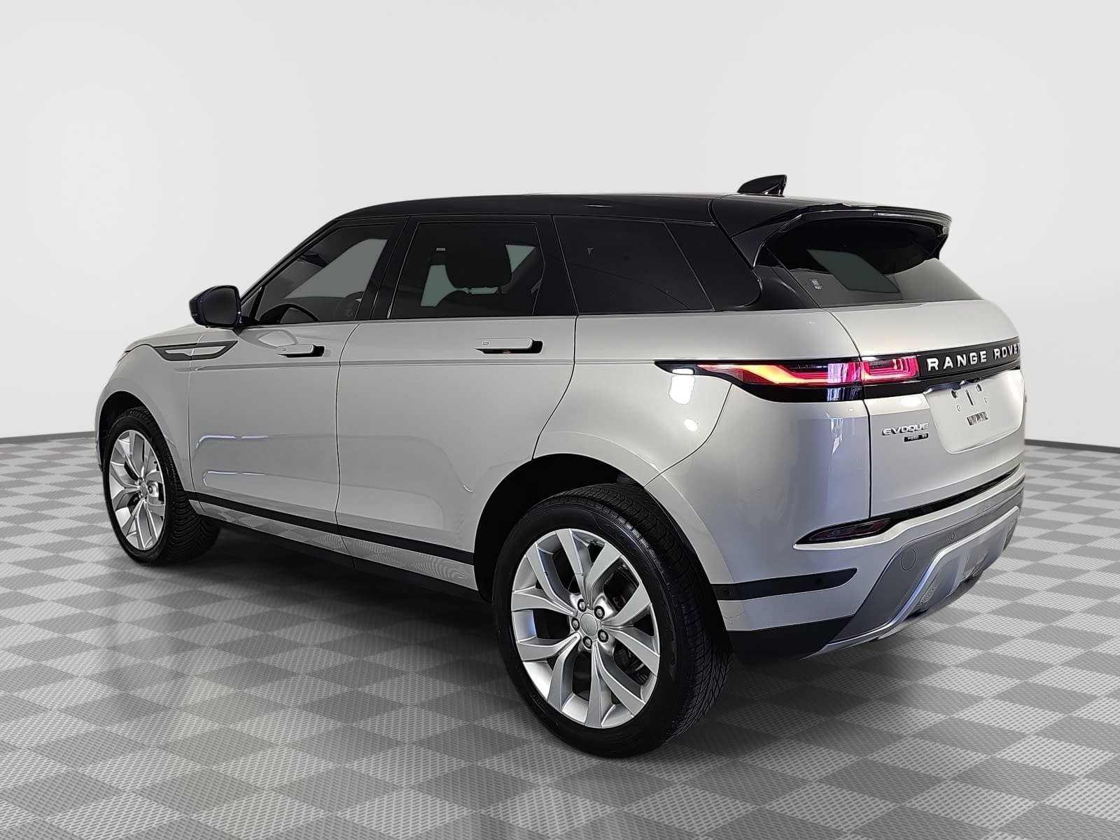 Used 2020 Land Rover Range Rover Evoque SE AWD/4WD image 6