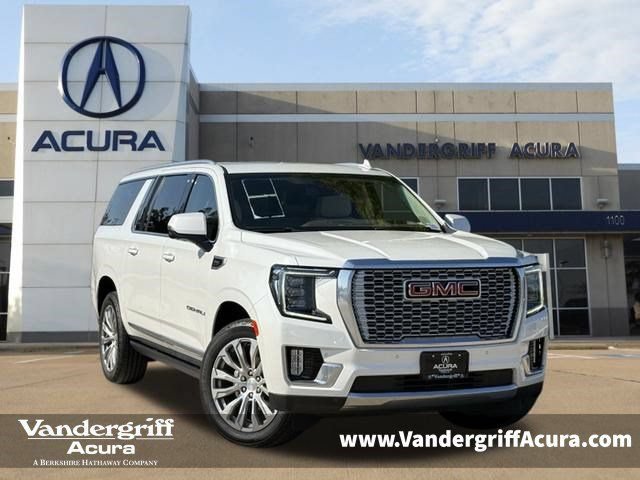 Used 2022 GMC Yukon XL Denali AWD/4WD image 1