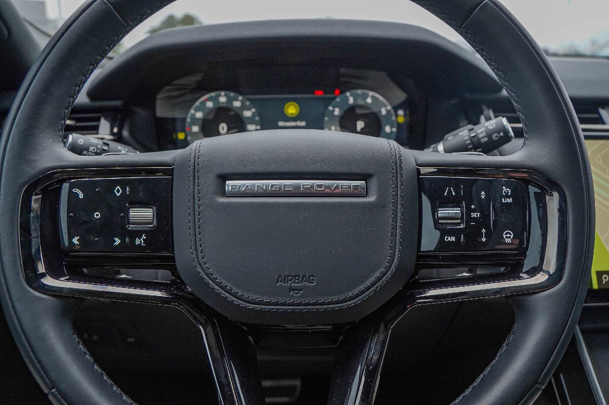 Used 2024 Land Rover Range Rover Velar Dynamic SE image 10