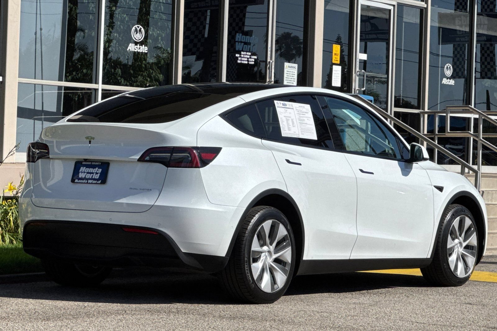 Used 2021 Tesla Model Y Long Range AWD/4WD image 4