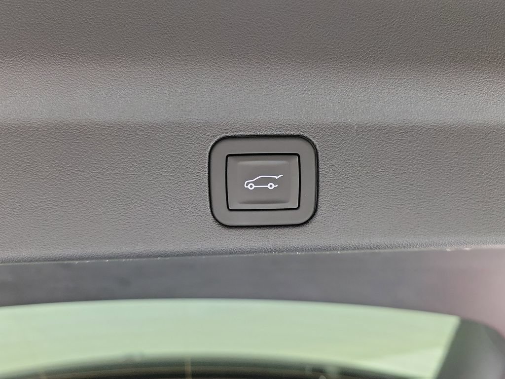 Used 2026 Cadillac Escalade IQ Sport 1 w/ LPO, Floor Liner Package AWD/4WD image 9