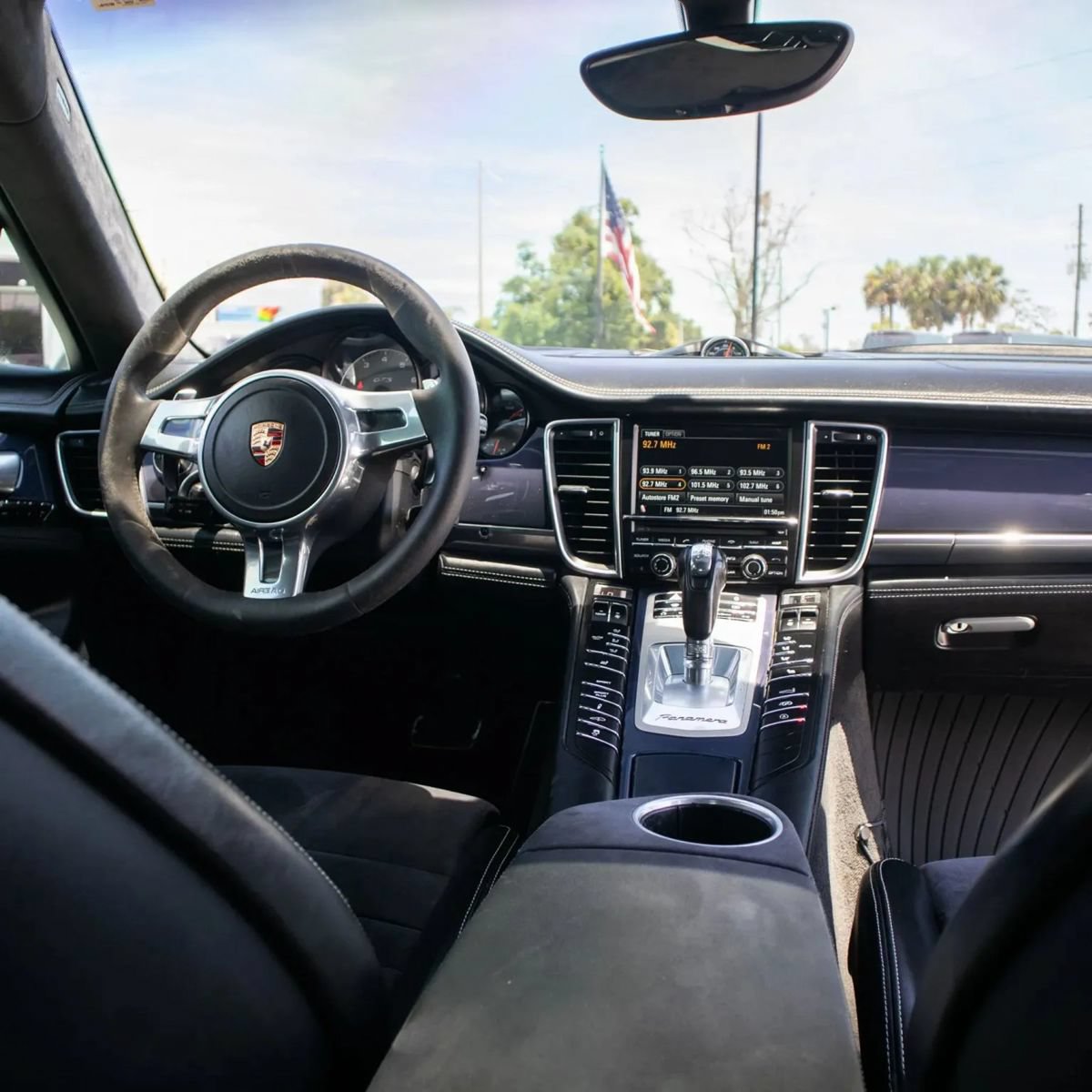 Used 2013 Porsche Panamera GTS AWD/4WD image 18