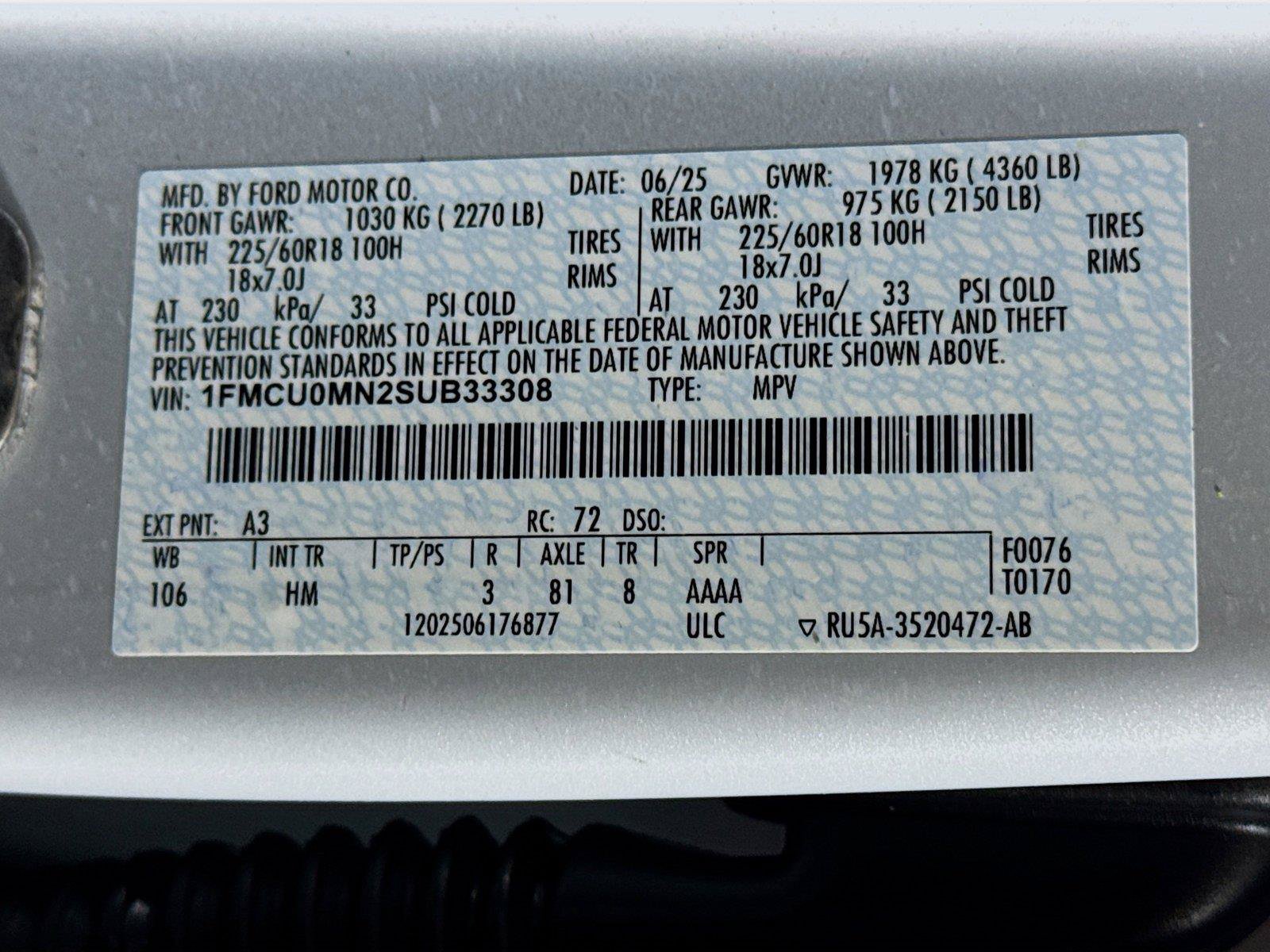 Used 2025 Ford Escape ST-Line FWD image 29