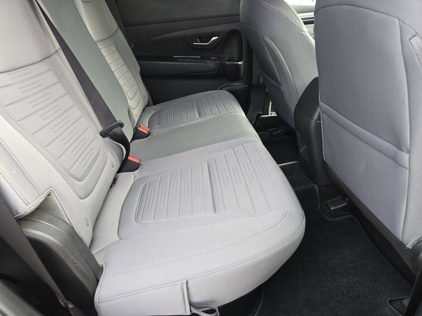 Used 2022 Hyundai Santa Cruz SEL Premium image 15