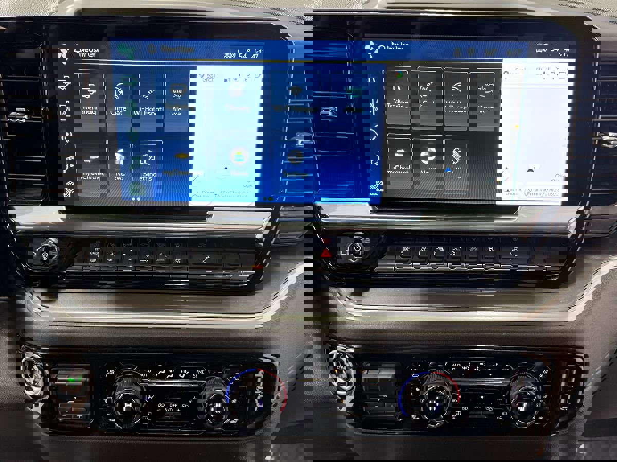 Used 2024 Chevrolet Silverado 2500 High Country w/ High Country Premium Package image 25