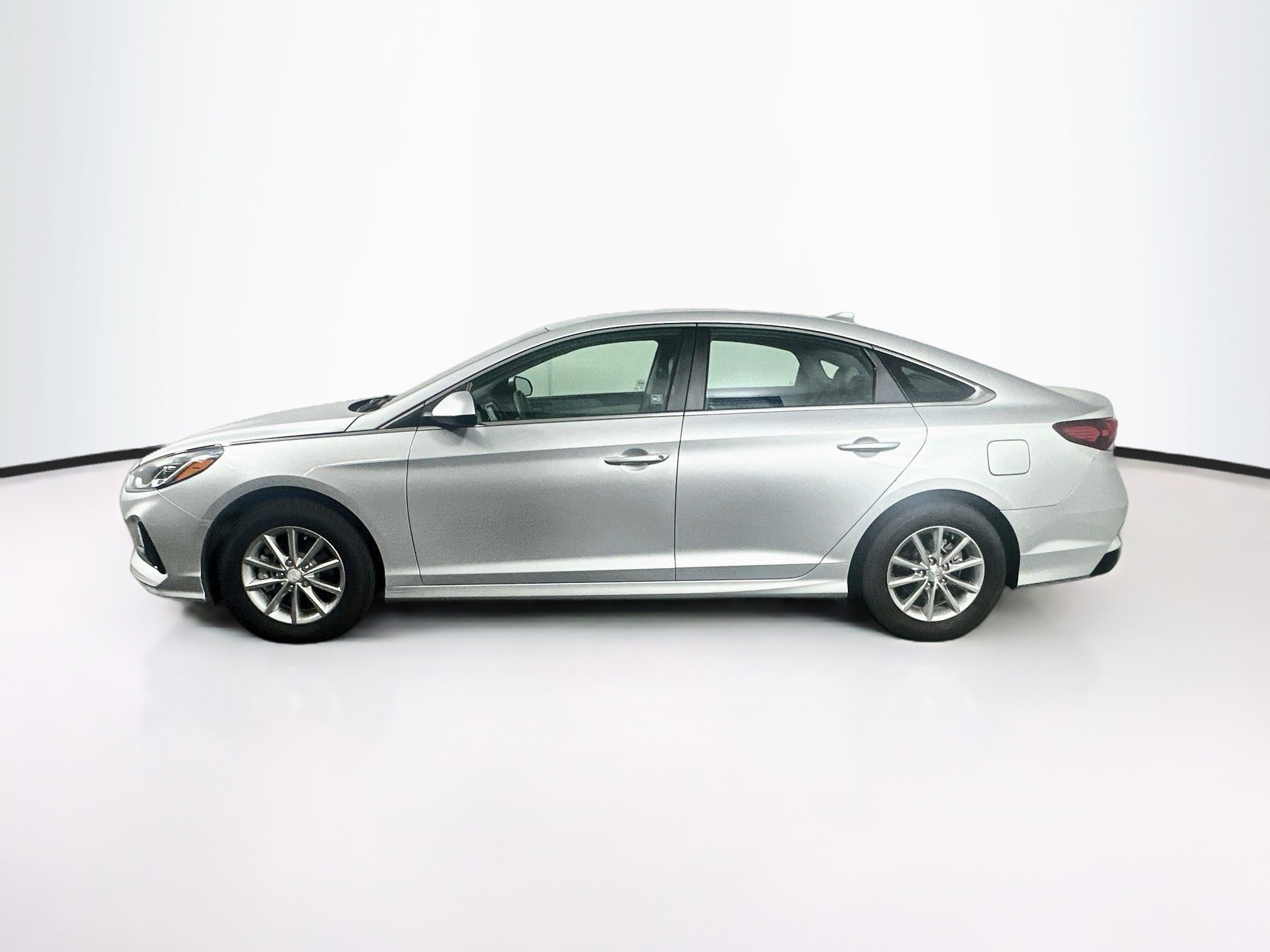 Used 2018 Hyundai Sonata SE FWD image 4