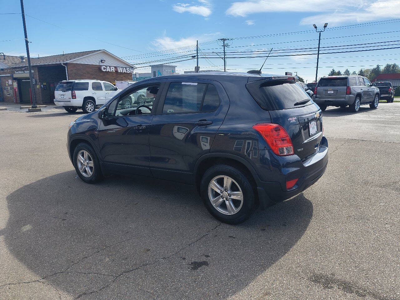 Used 2019 Chevrolet Trax LS FWD image 10
